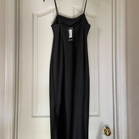 Satin Slit Midi Slip Dress Nasty Gal Black - Picture 6 of 6